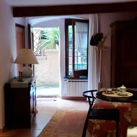 House Ari Lejlighed *