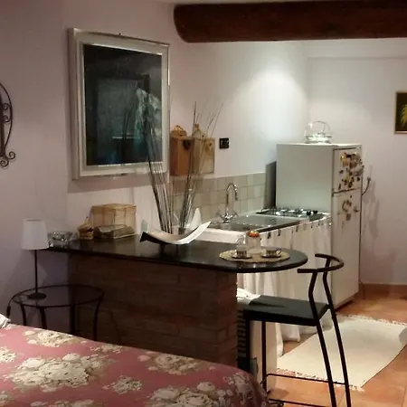 House Ari *